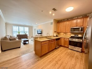 Building Photo - 1213 Wharton Ct