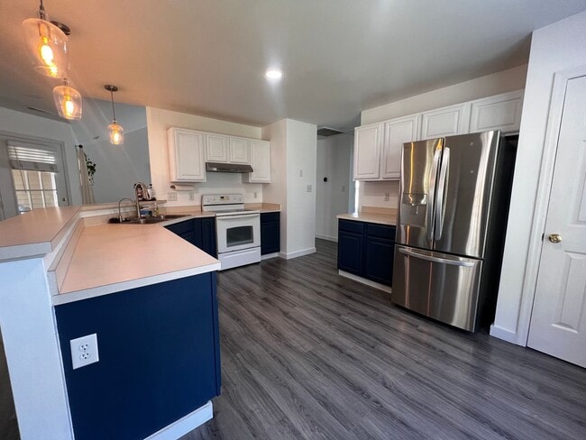 Building Photo - 106 Dunwoody Dr