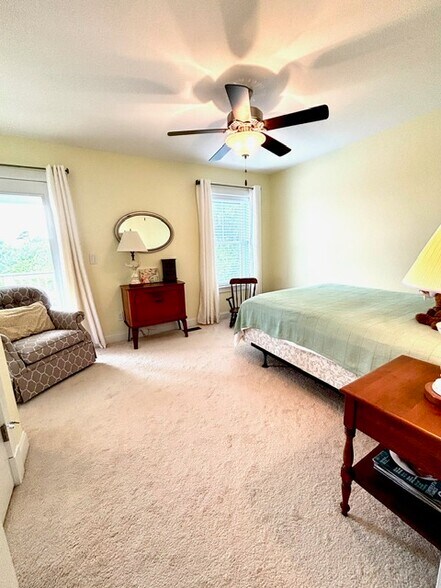 Bedroom 4 - 112 Duck Ridge Village Ct