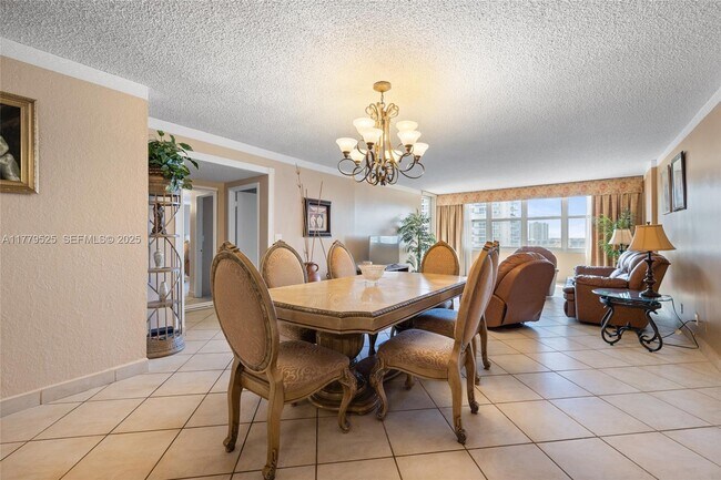 Building Photo - 3725 S Ocean Dr