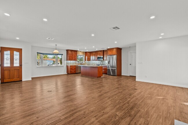 Building Photo - 3177 Austin Ave