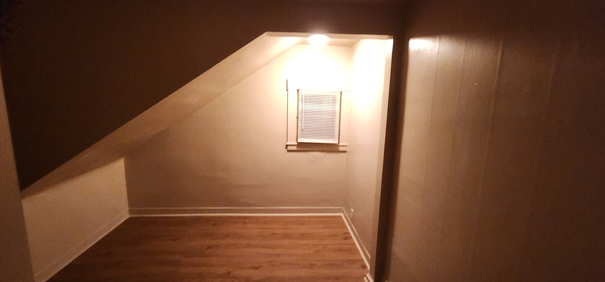 Building Photo - 204 Winspear Ave