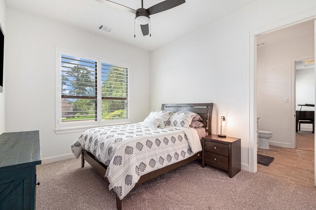 Building Photo - 1703 Madera Oaks Ct