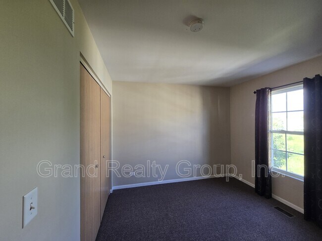 Building Photo - 1522 W Turtle Creek Ln