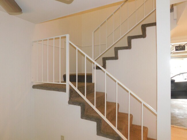 Building Photo - ALH7811