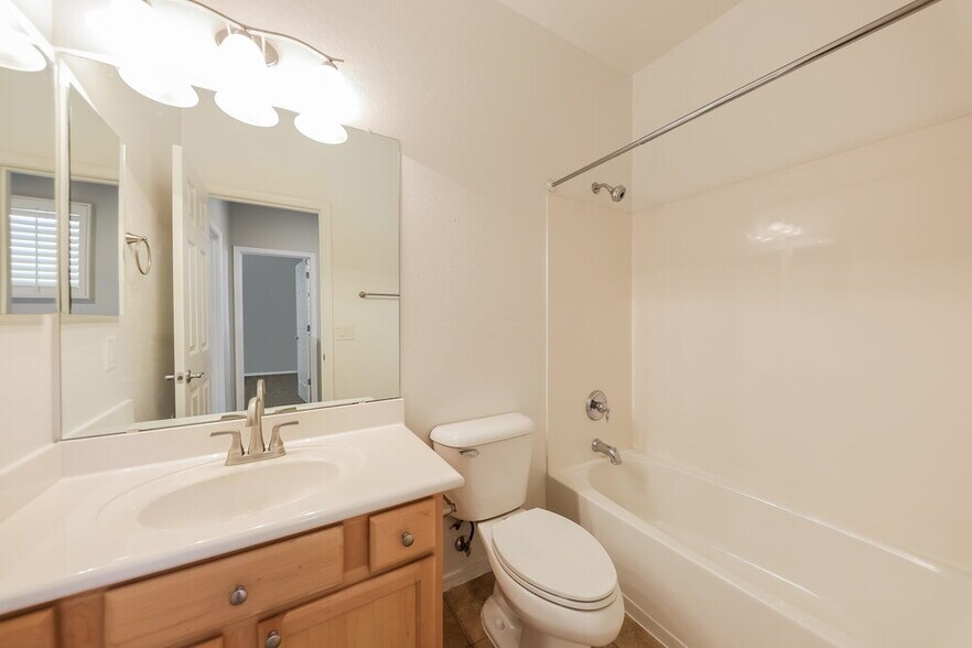 Building Photo - 12576 W Morning Vista Dr