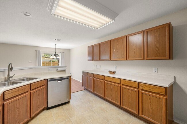 Building Photo - 5525 Victory Gallop Dr