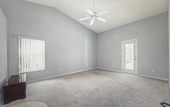 Building Photo - 25316 Crestwater Dr