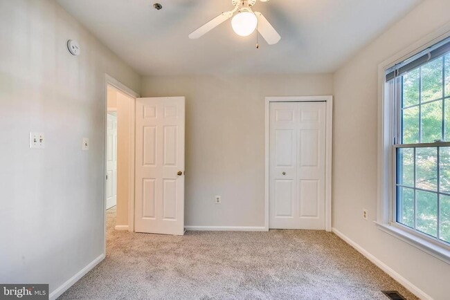 Building Photo - 11801 Rockaway Ln