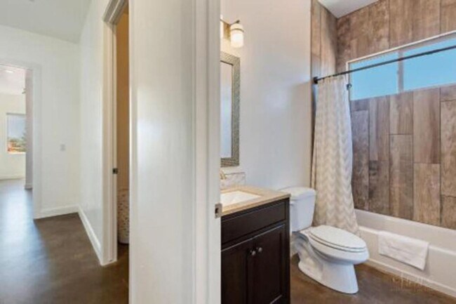 Building Photo - The Desert Jewel