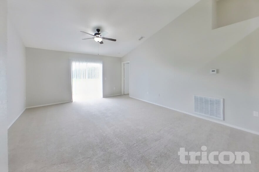 Building Photo - 3034 Wentworth Pl