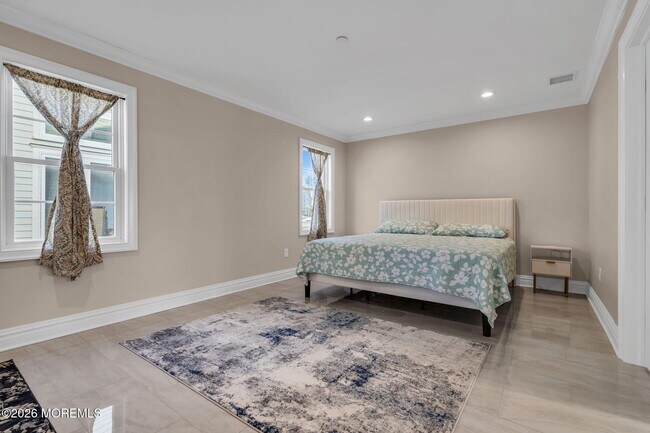 Building Photo - 58 Seaview Ave