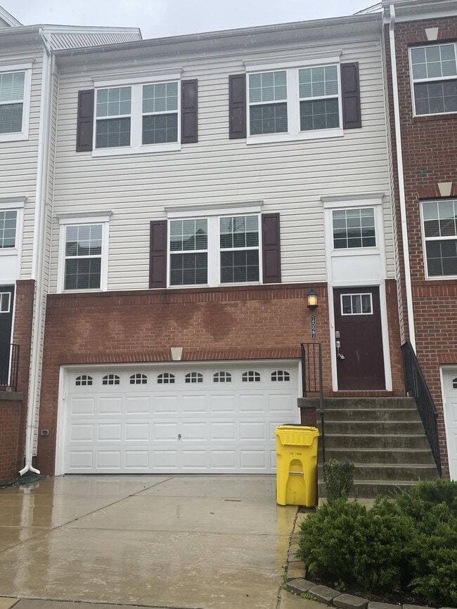 Building Photo - 1527 Witchhazel Cir