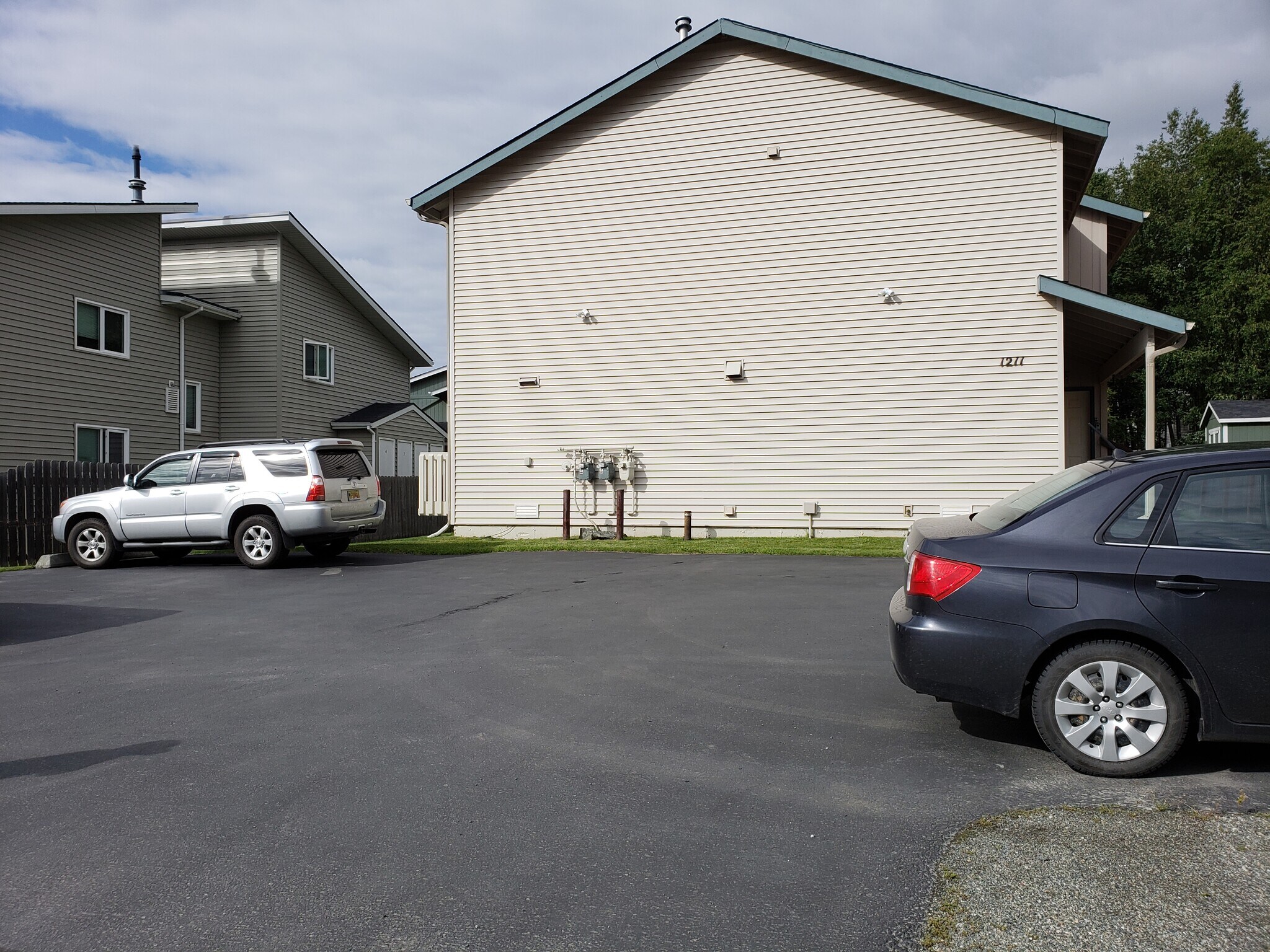 2 Parking Spots, Large Lot - 1211 Balfour Dr