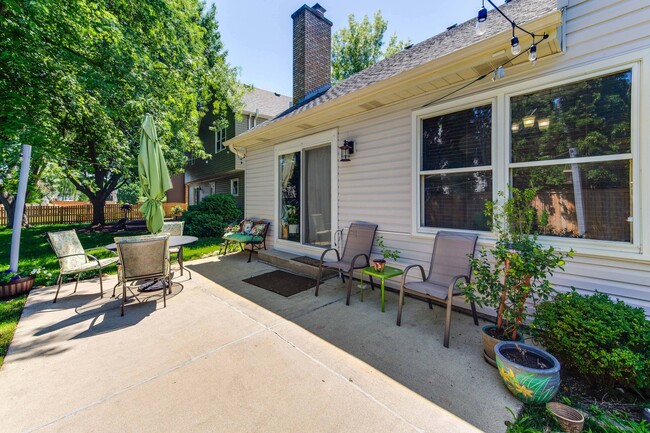 Building Photo - 2238 Gleneagles Dr