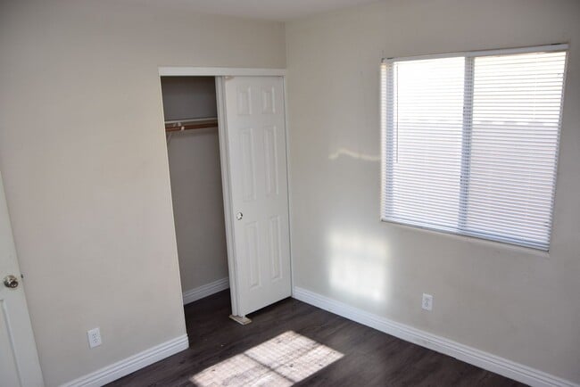 Building Photo - NORTH - 2 STORY HOME - 89081