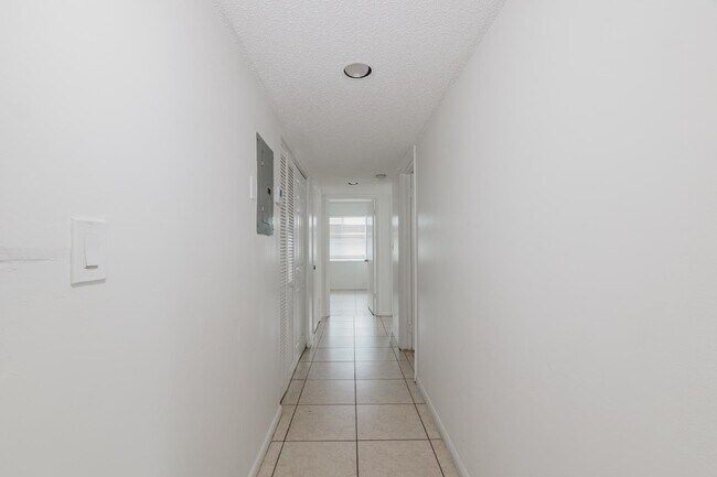 Building Photo - 2020 NW 119th St
