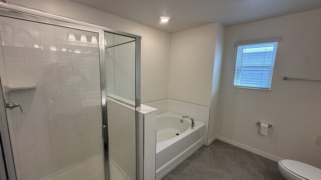 Building Photo - 2919 Sanctuary Dr