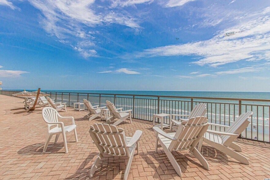 Building Photo - 6900 N Ocean Blvd