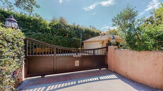 Building Photo - 101 S Rockingham Ave