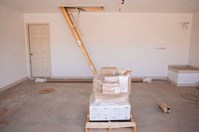 Building Photo - 1336 Bajada St