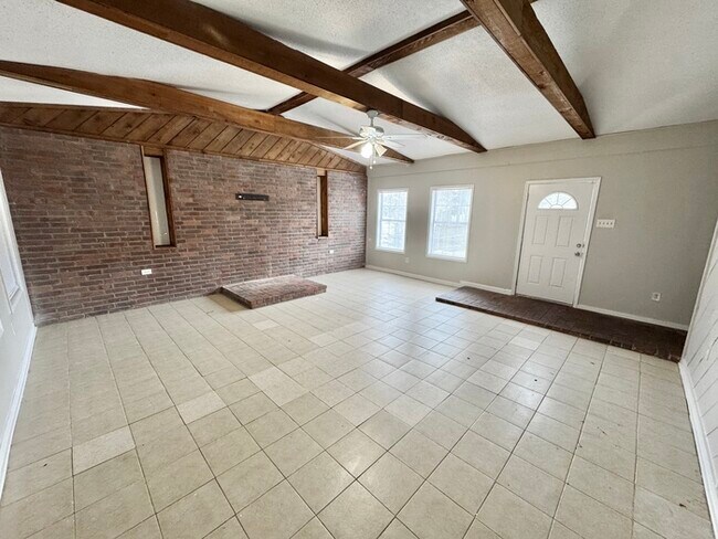 Building Photo - 3141 Arrendale St