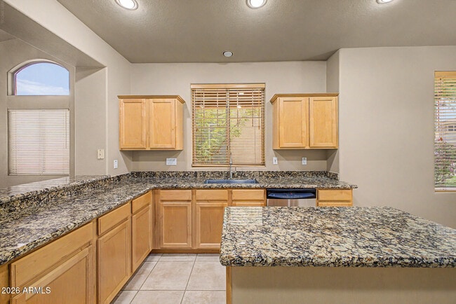 Building Photo - 6932 W Blackhawk Dr