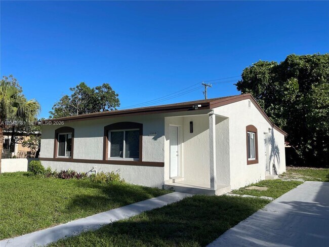 Building Photo - 1310 Sharazad Blvd
