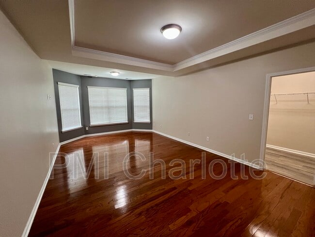 Building Photo - 7001 Mountain Top Ct