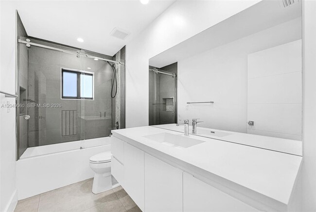Building Photo - 8871 SW 28th St