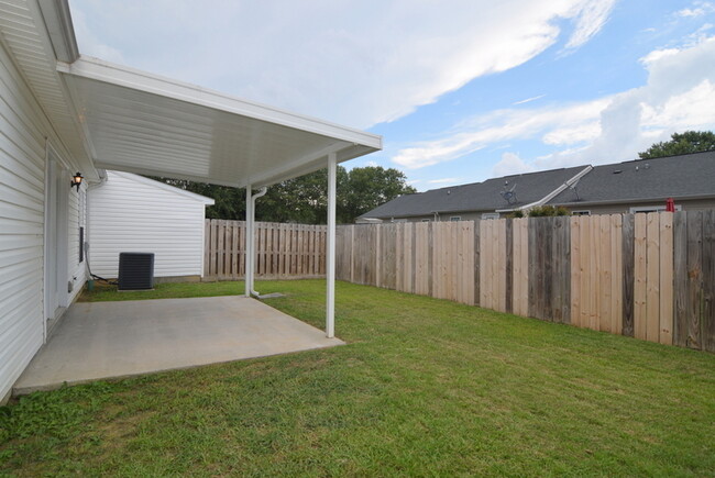 Building Photo - $1475 - 2 Bed/2 Bath house for rent in Wes...