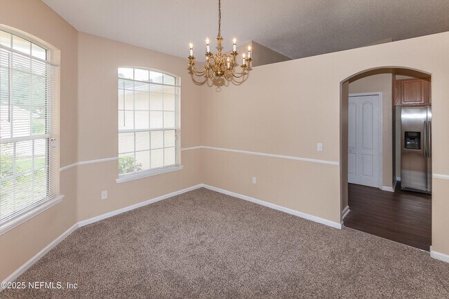 Building Photo - 1282 Summit Oaks Dr E