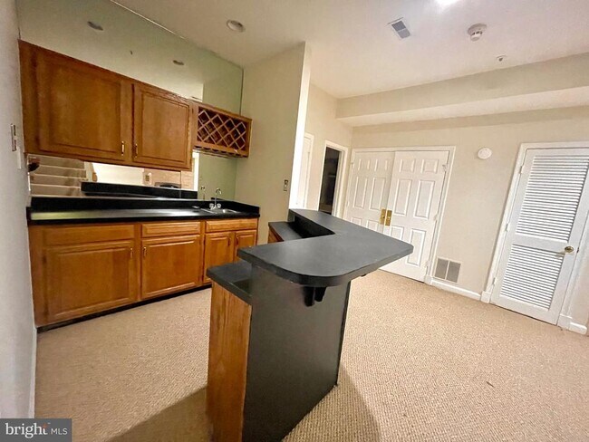 Building Photo - 11803 Bishops Content Rd