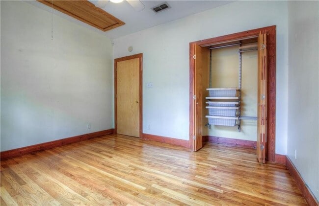 Building Photo - 4517 Avenue F