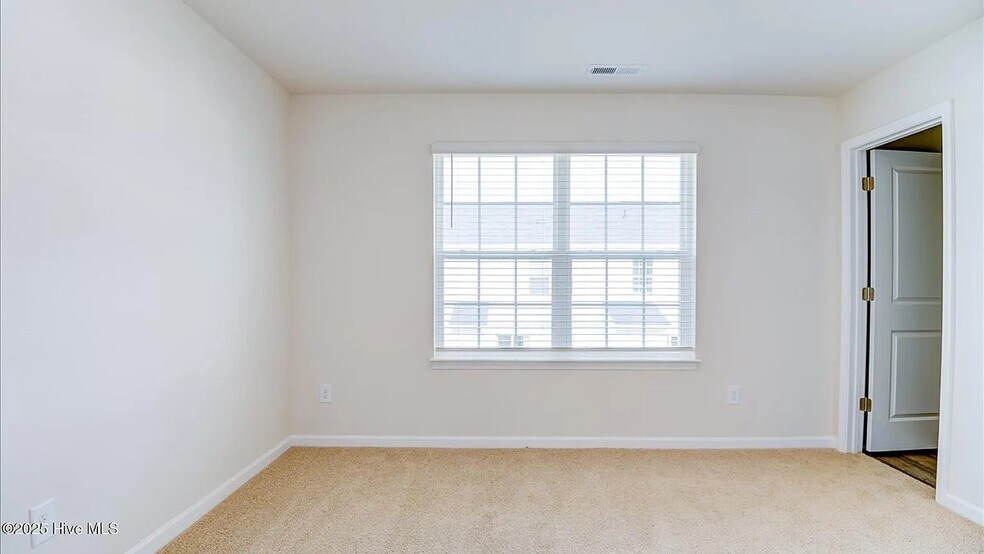 Building Photo - 4129 Laurel Ridge Dr