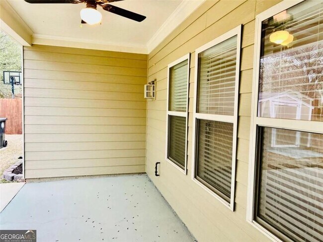 Building Photo - 4518 Hidden Creek Dr