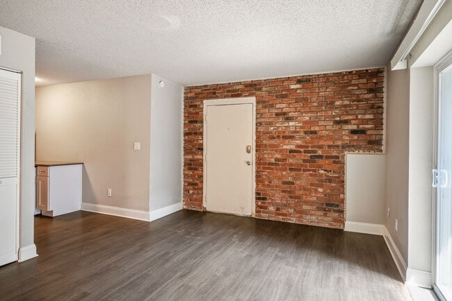 Building Photo - Pendleton Heights Apartments