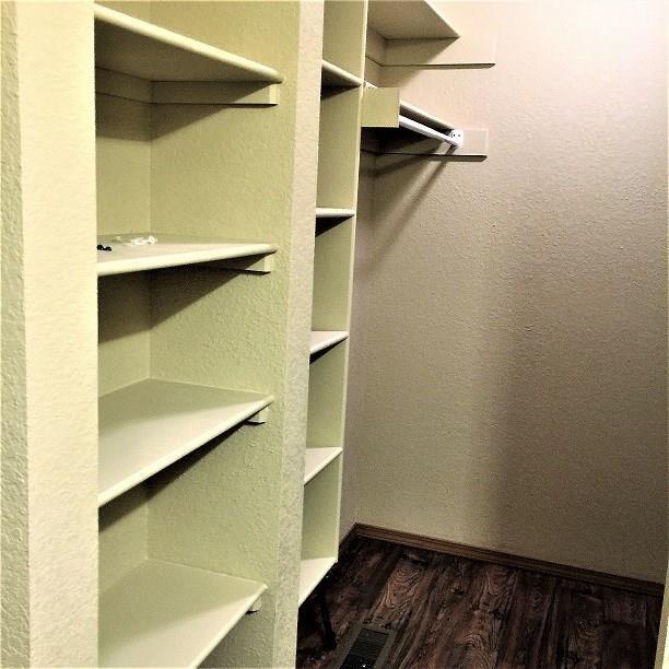 Building Photo - 254 S Slopeside Dr