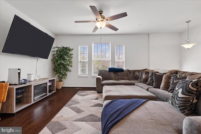 Building Photo - 245 Mill Crossing Ct