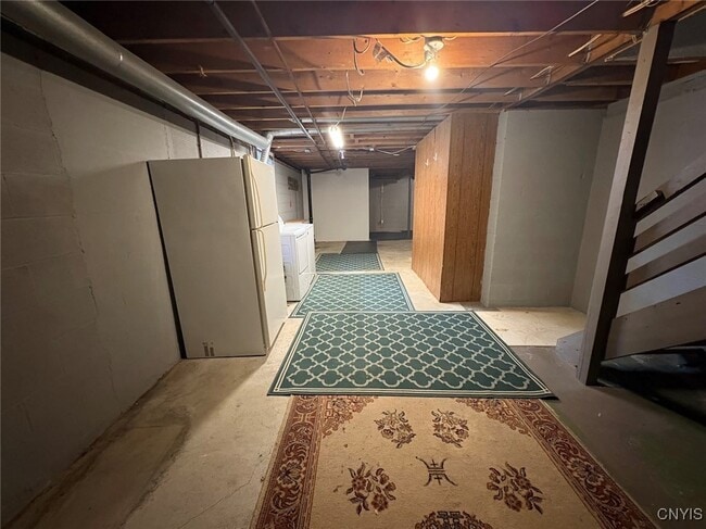 Building Photo - 519 Sunflower Dr