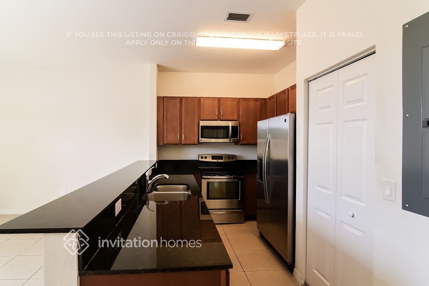 Building Photo - 1823 SW 89th Terrace