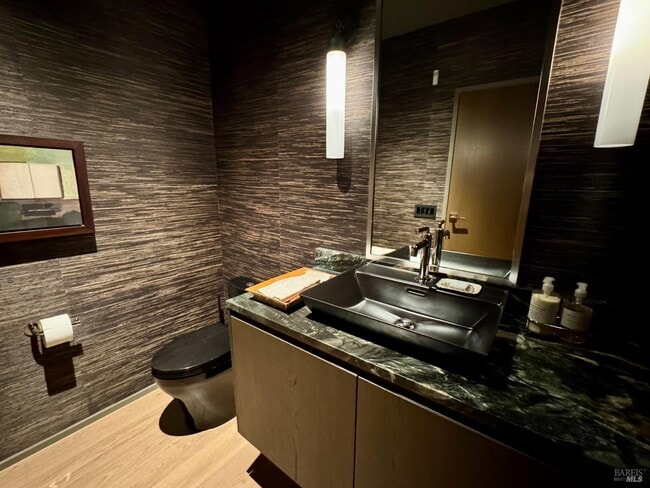 Building Photo - 171 Sawmill Cir