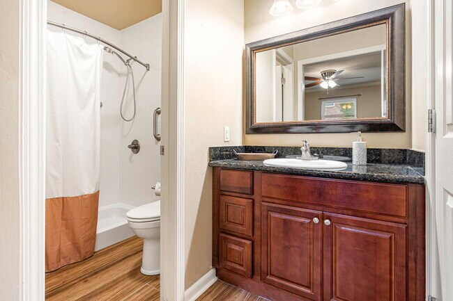 Building Photo - 5332 David Dr