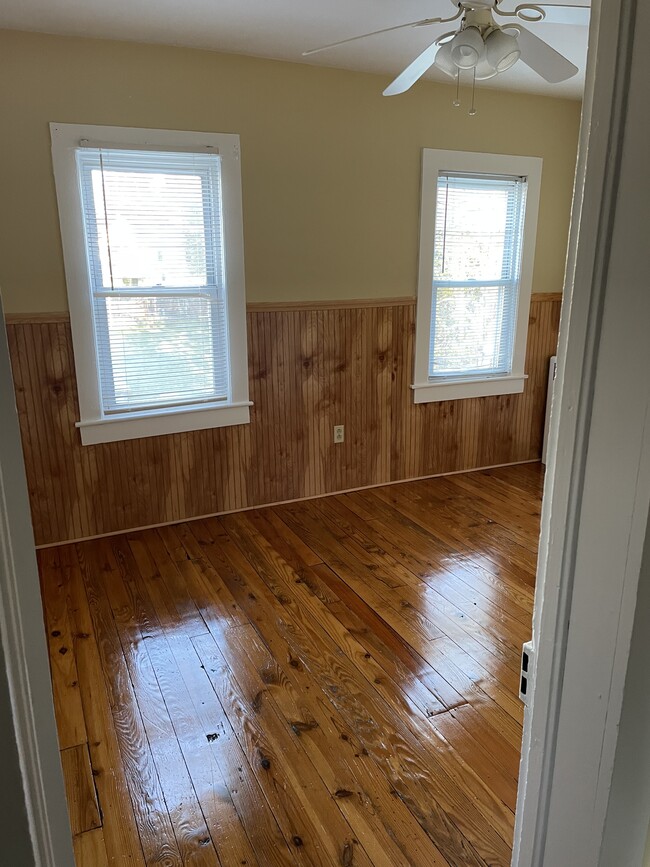 Bedroom 2 - 1309 Quincy Ave