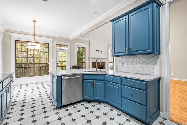 Building Photo - 3005 Mossy Creek Dr