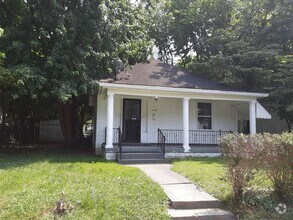 Building Photo - Nice 2BR/1BA house **June 2025 Special! Ha...