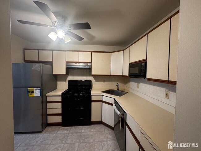 Building Photo - 1109 Stoneridge Cir