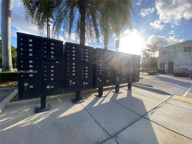 Building Photo - 21479 NW 14th Ct