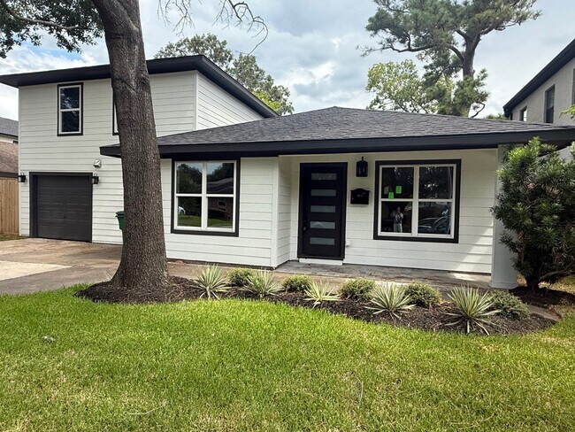 Primary Photo - 7414 Janak Dr