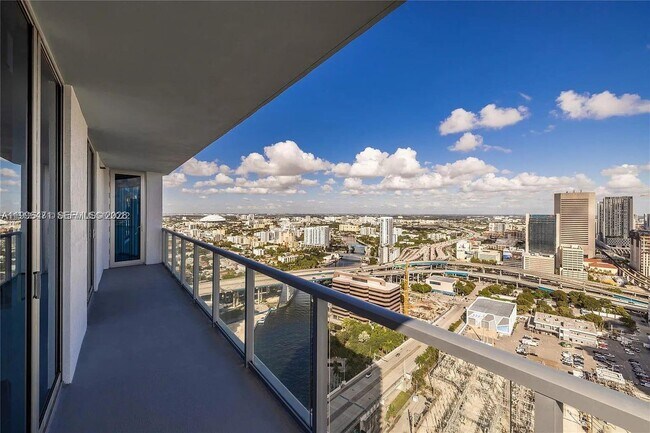 Building Photo - 185 SW 7th St